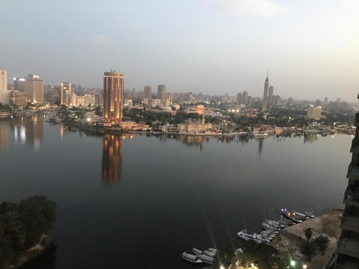 Horizon Nile Tower Hotel Kairo Bagian luar foto