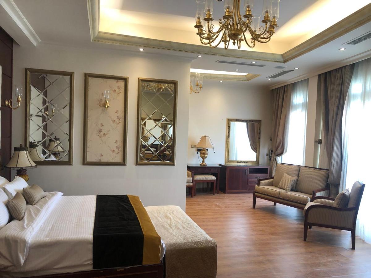 Horizon Nile Tower Hotel Kairo Bagian luar foto